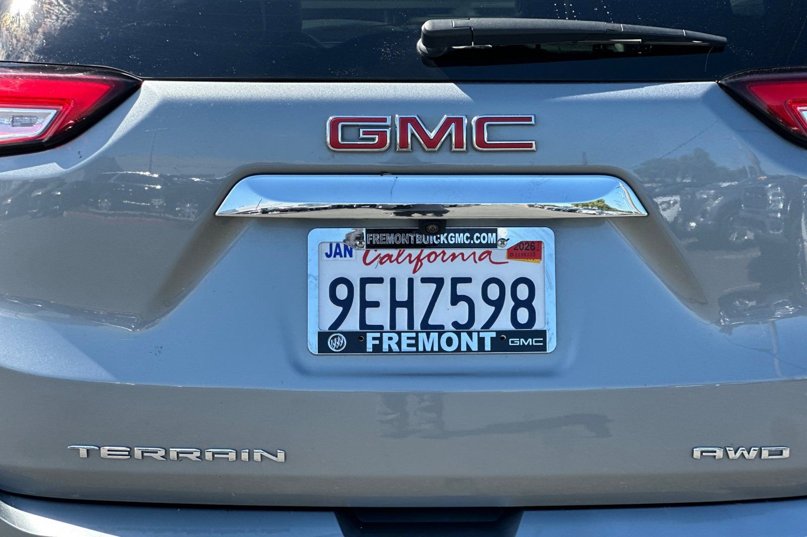 Used 2023 GMC Terrain SLT image 50