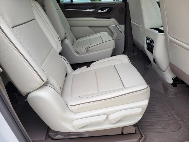 Used 2023 GMC Yukon XL Denali w/ Max Trailering Package AWD/4WD image 28