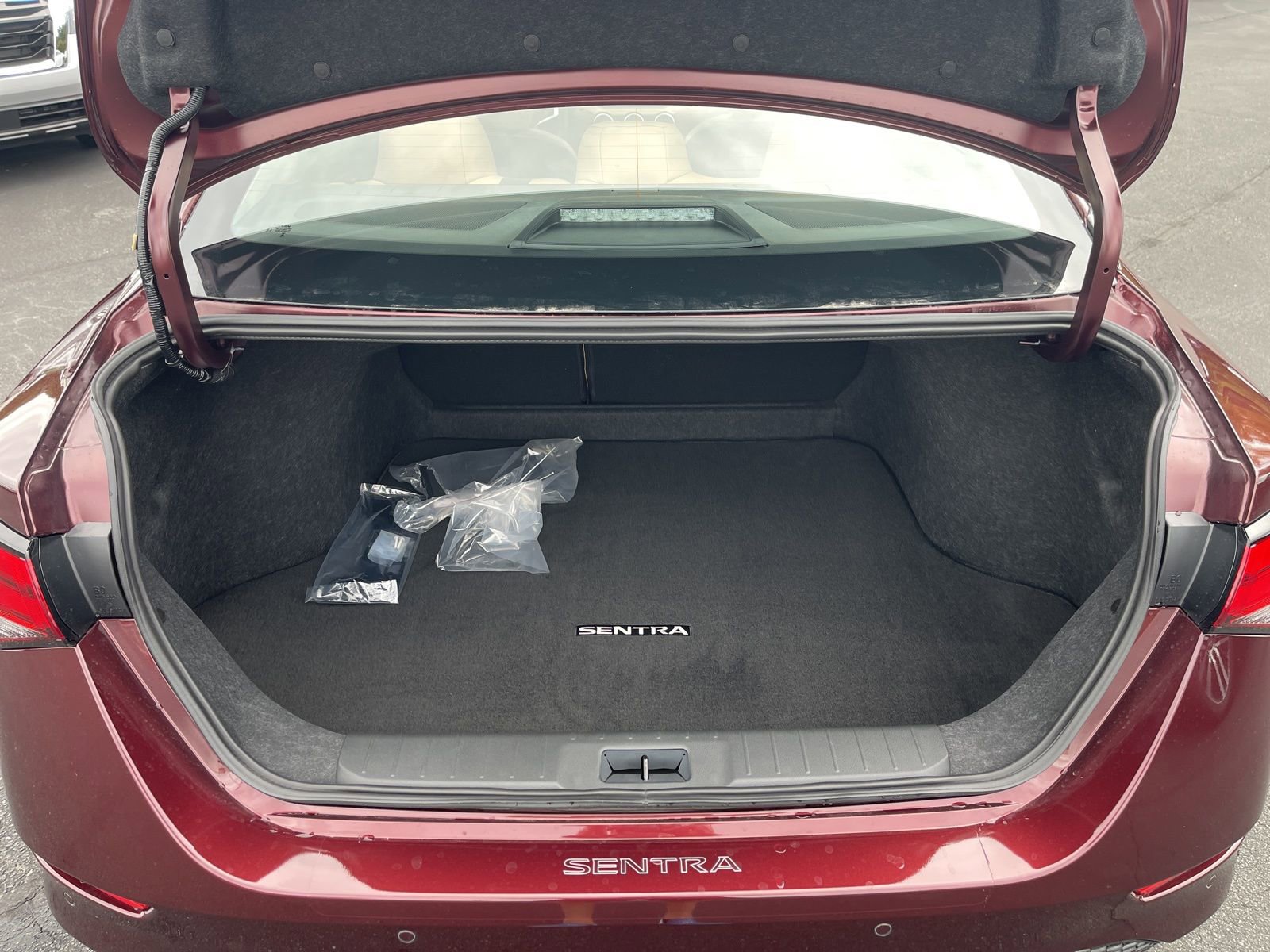 New 2025 Nissan Sentra SV w/ SV Premium Package image 10