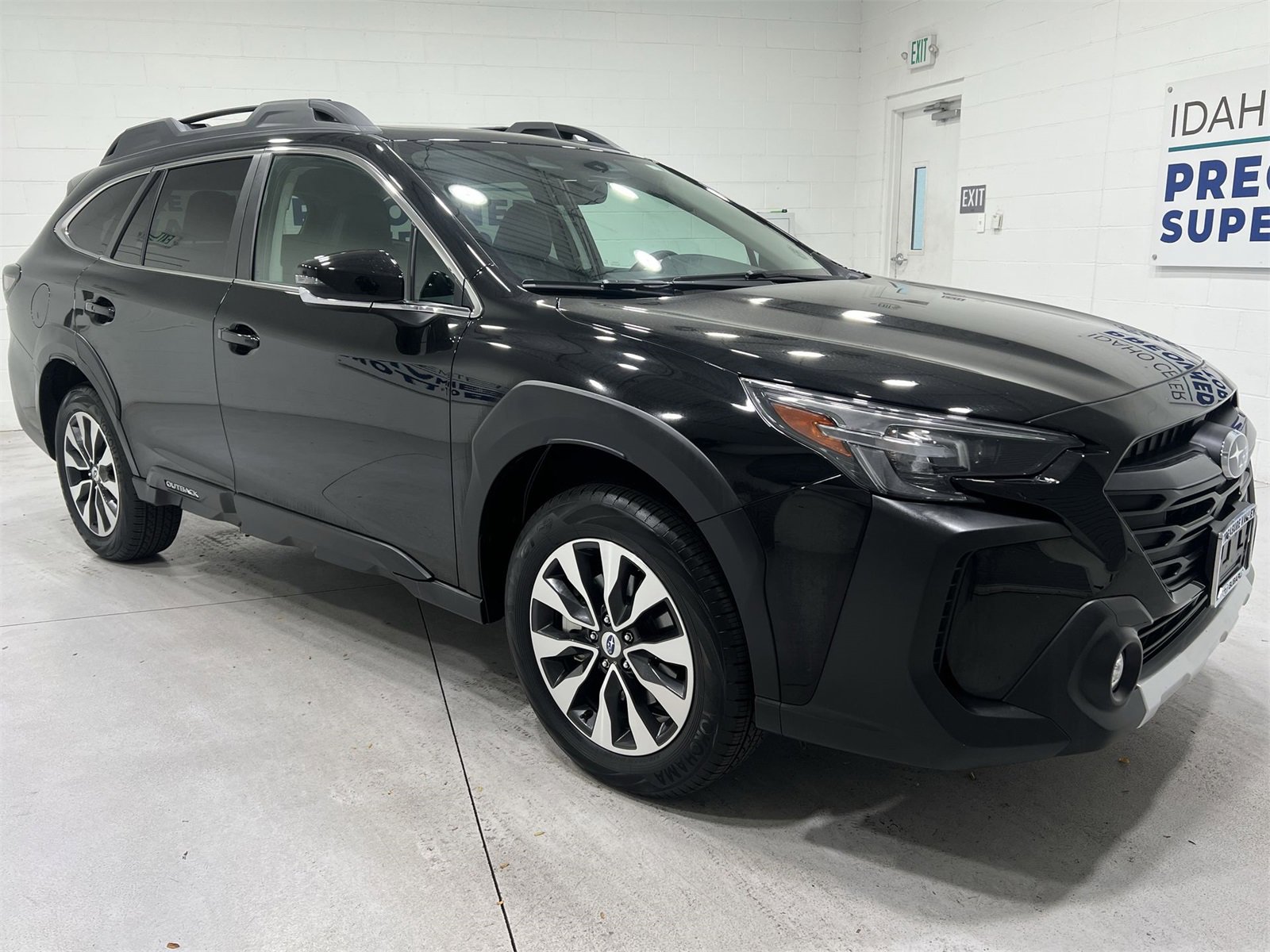 Certified 2025 Subaru Outback Limited image 2