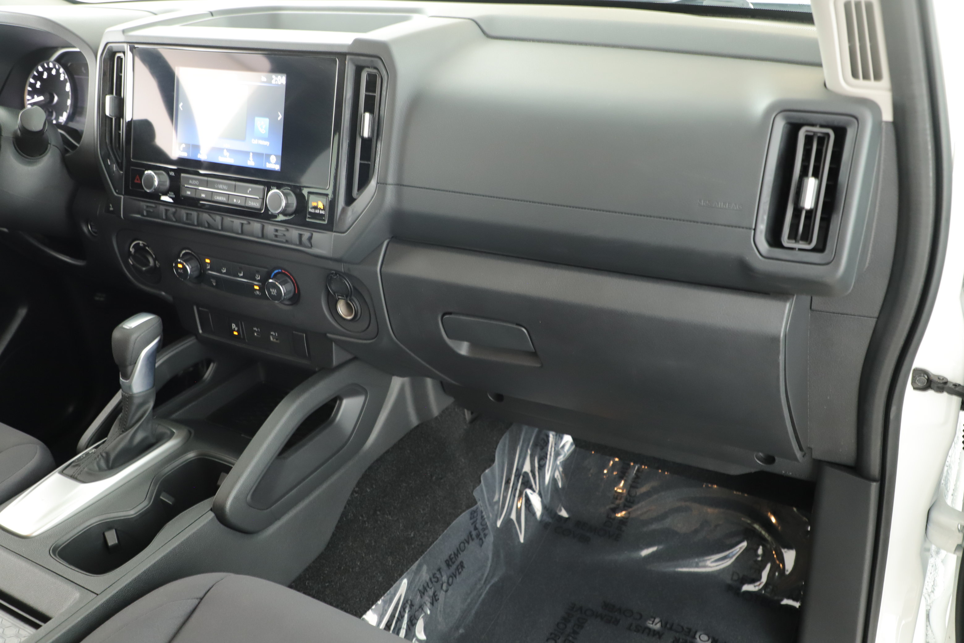 Used 2025 Nissan Frontier S w/ S Utility Package AWD/4WD image 17