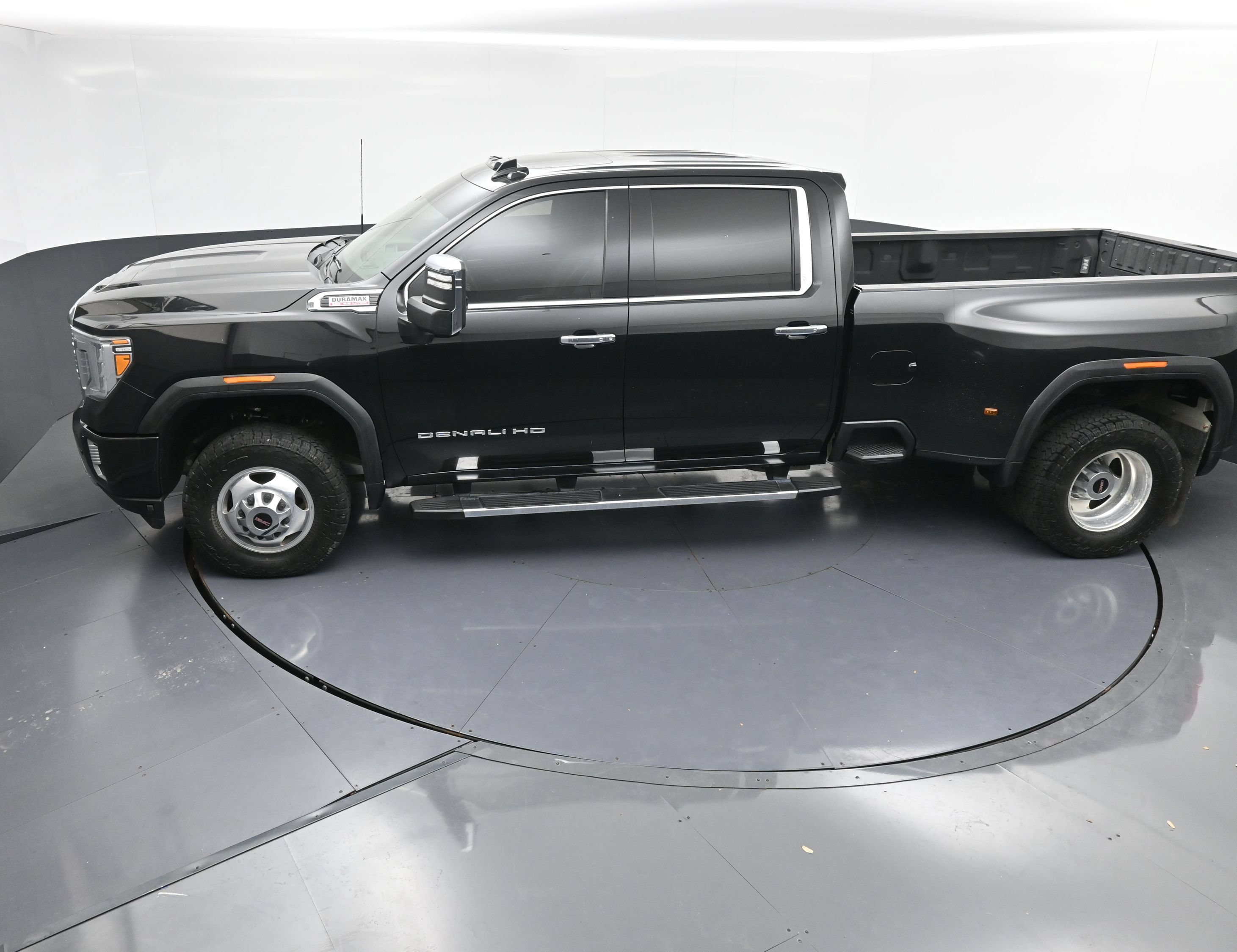 Used 2021 GMC Sierra 3500 Denali AWD/4WD image 36