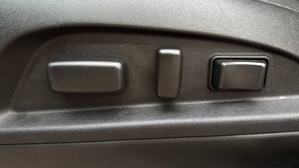 Used 2014 Chevrolet Equinox LT AWD/4WD image 25
