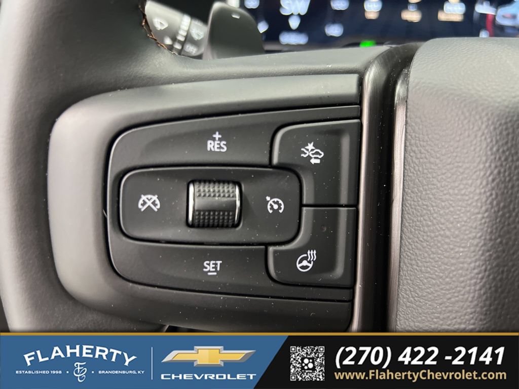Used 2025 GMC Sierra 1500 AT4 w/ Technology Package AWD/4WD image 25