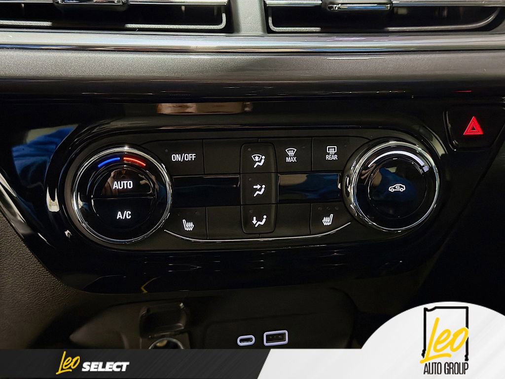 Used 2025 Chevrolet Trax ACTIV w/ Driver Confidence Package image 15