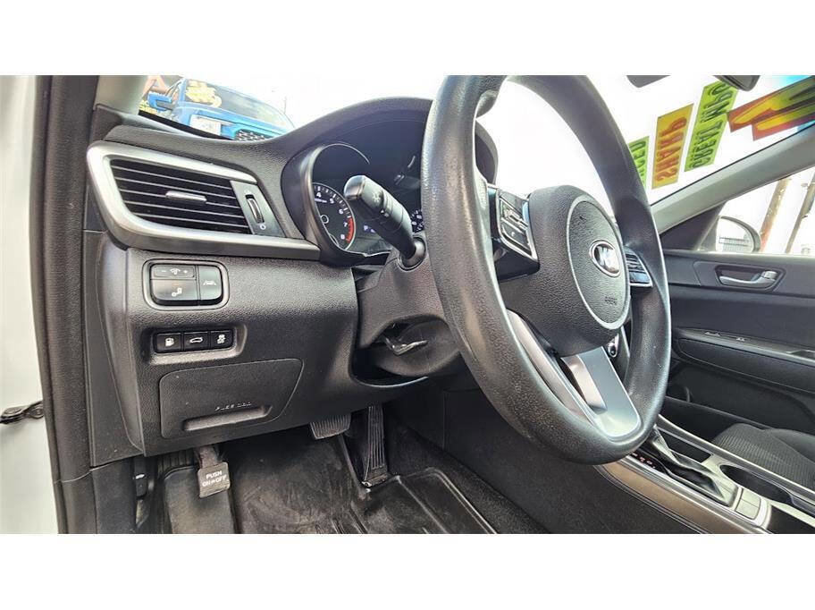 Used 2019 Kia Optima LX FWD image 21