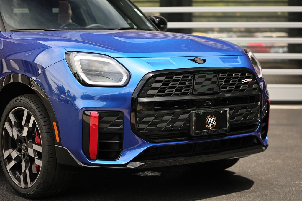 Used 2025 MINI Cooper Countryman John Cooper Works w/ Comfort Package Max AWD/4WD image 2