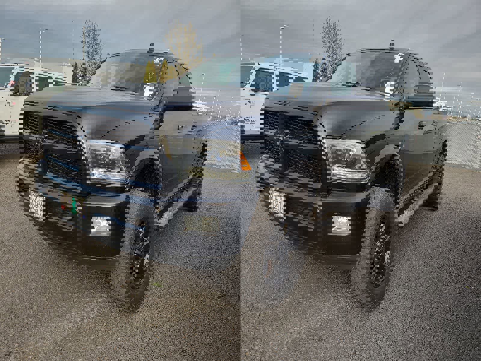 Used 2015 RAM 2500 Laramie w/ Black Appearance Group