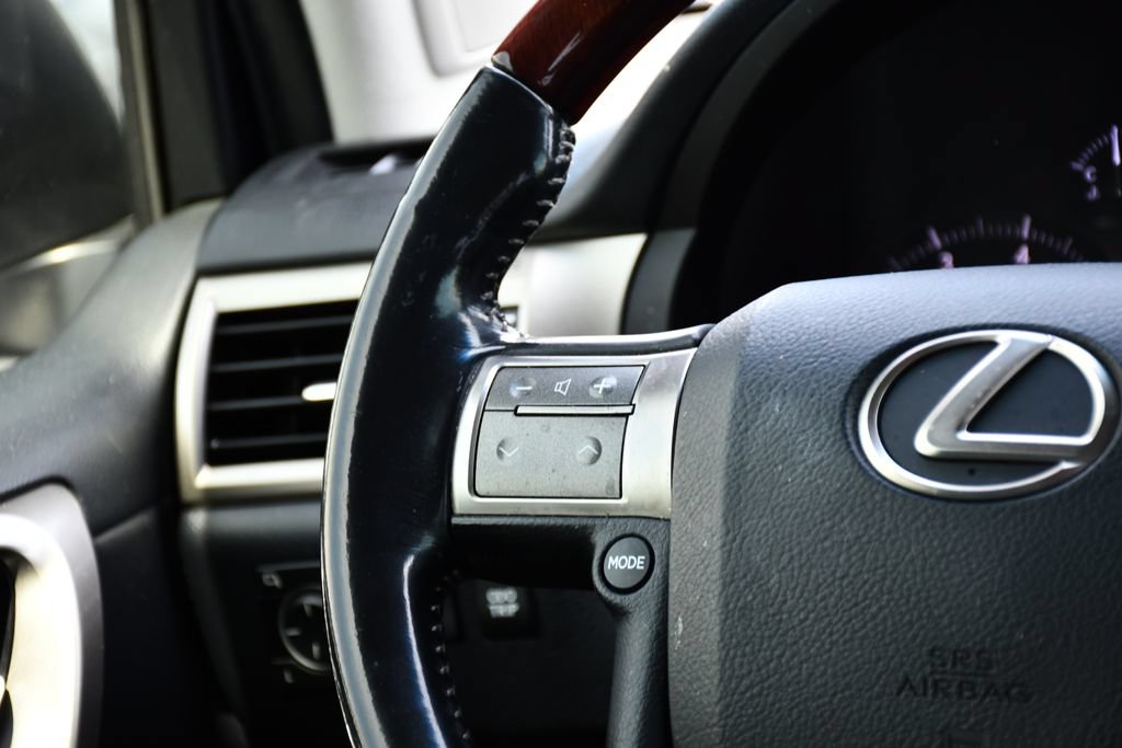 Used 2016 Lexus GX 460 w/ Premium Package AWD/4WD image 25