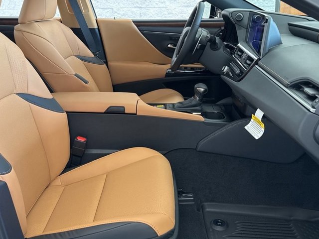 New 2025 Lexus ES 350 w/ Premium Package image 42