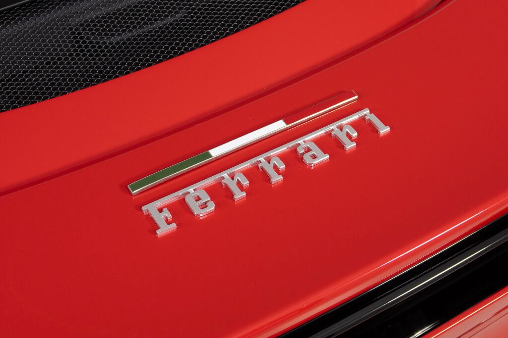 Used 2025 Ferrari 296 GTS RWD image 19