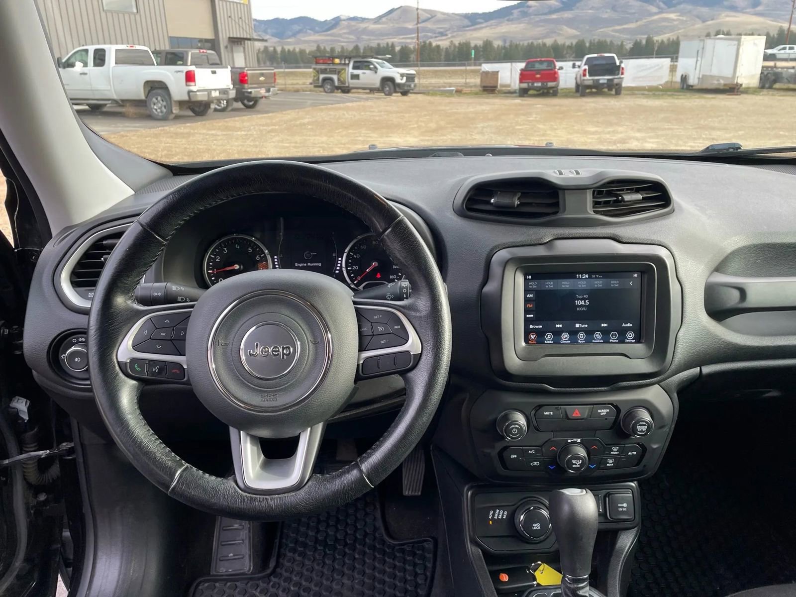 Used 2020 Jeep Renegade Latitude w/ Cold Weather Group image 5