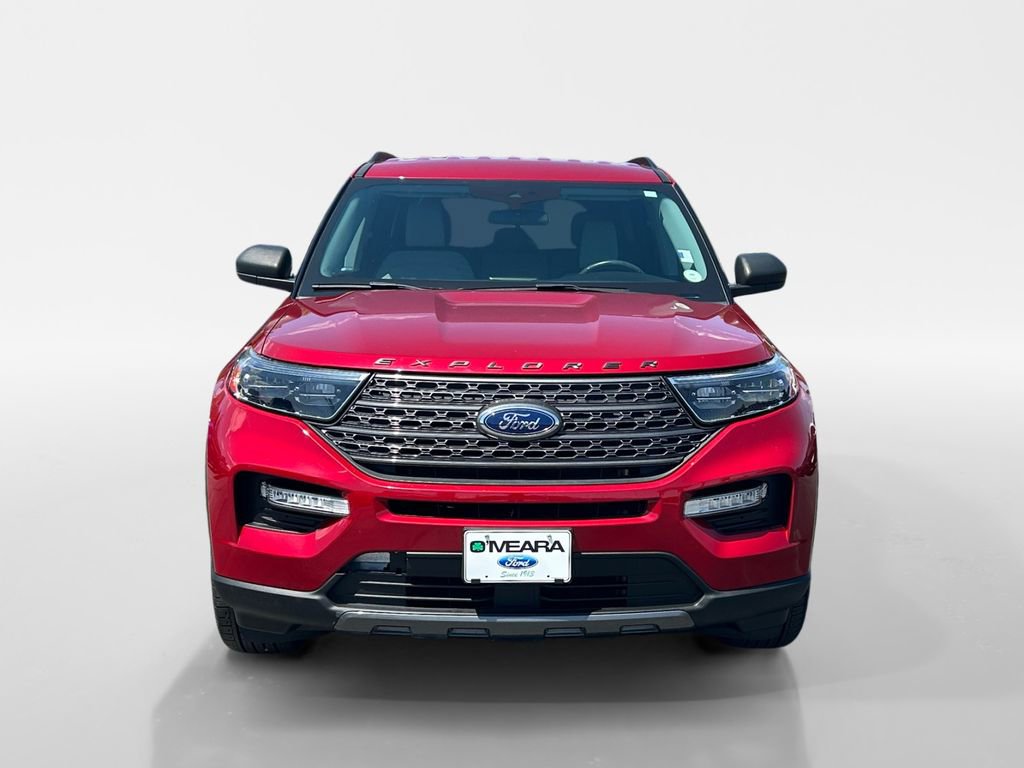 Used 2021 Ford Explorer XLT w/ Equipment Group 202A AWD/4WD image 10