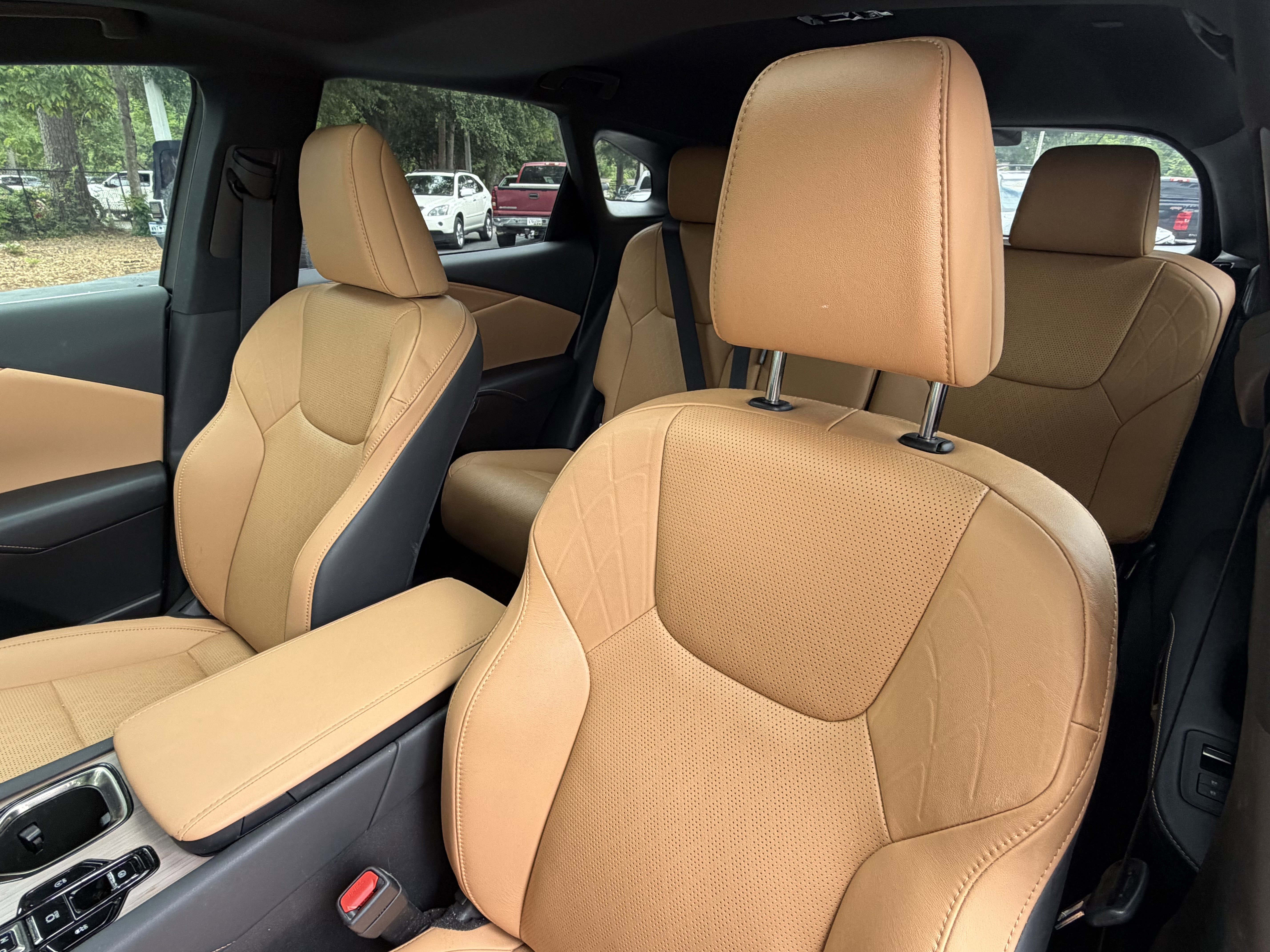 Used 2024 Lexus RX 350 Premium Plus w/ Convenience Package FWD image 17