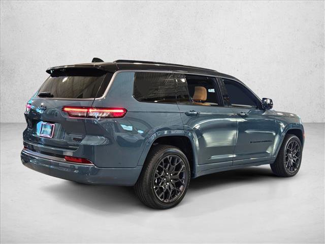 New 2026 Jeep Grand Cherokee L Summit w/ Obsidian Package video 2