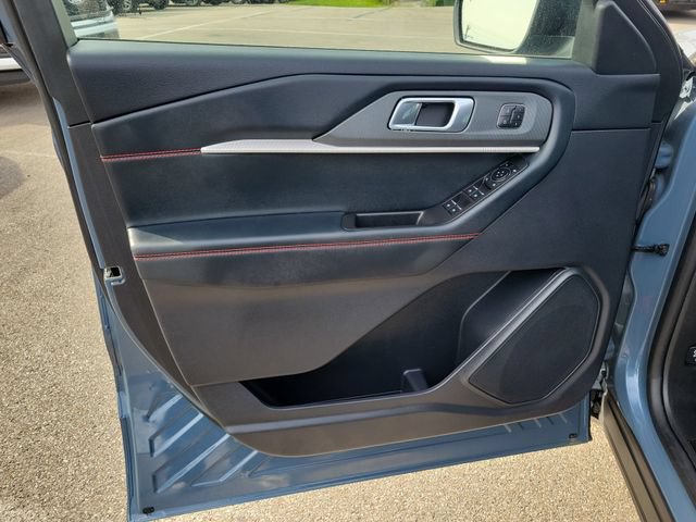 Certified 2025 Ford Explorer ST AWD/4WD image 23