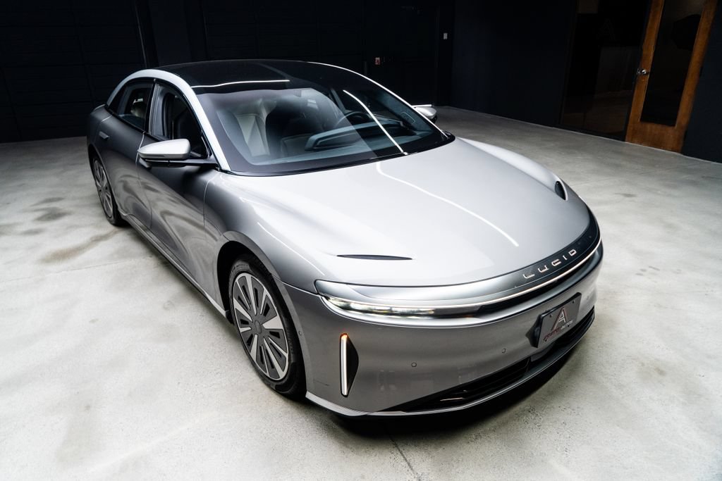 Used 2023 Lucid Air Touring AWD/4WD image 8