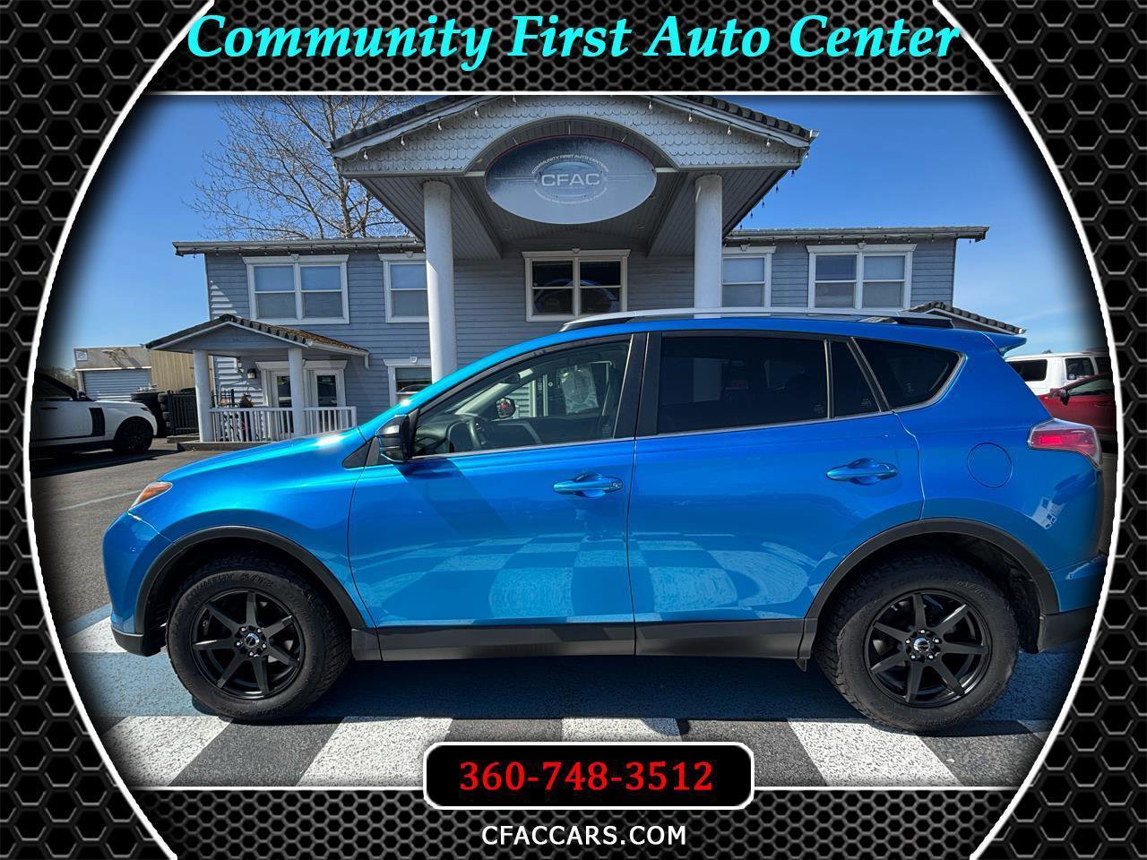 Used 2018 Toyota RAV4 LE w/ All Weather Liner Package AWD/4WD image 1