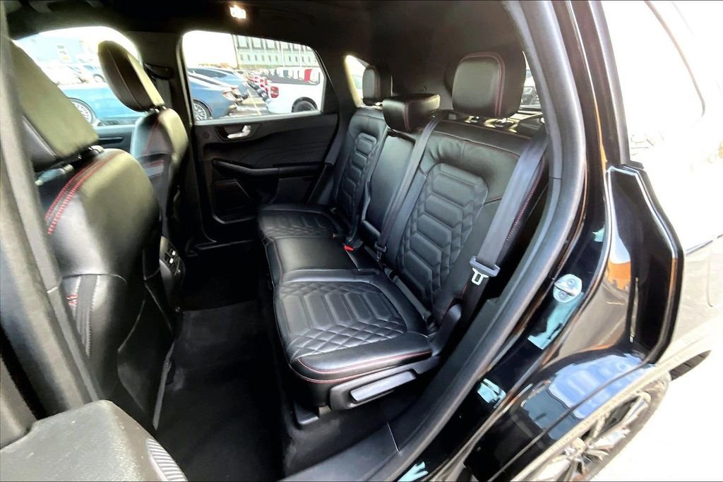 Certified 2023 Ford Escape ST-Line Elite w/ Premium Technology Package image 25