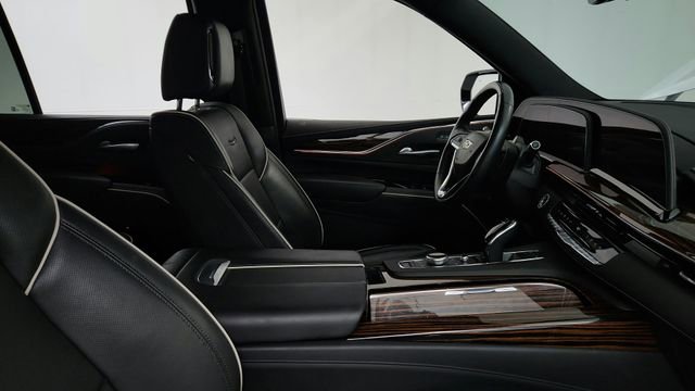 Certified 2024 Cadillac Escalade Premium Luxury image 24