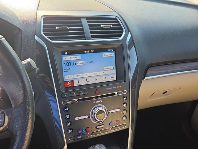 Used 2018 Ford Explorer Limited w/ Equipment Group 301A FWD image 23