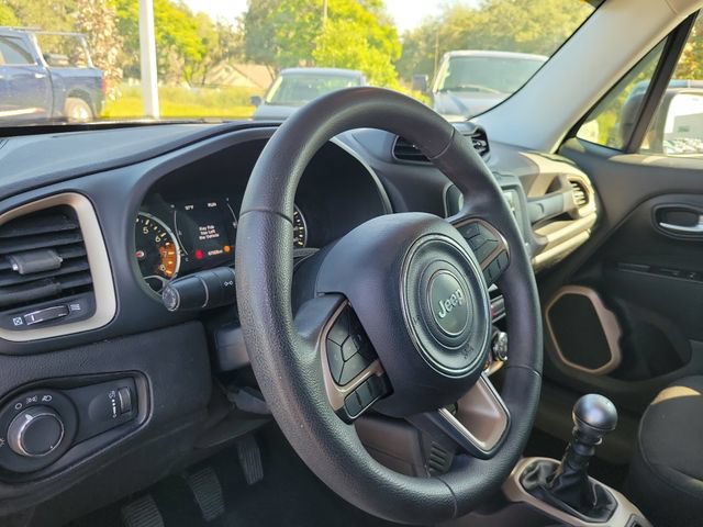 Used 2017 Jeep Renegade Sport w/ Power & Air Group FWD image 17