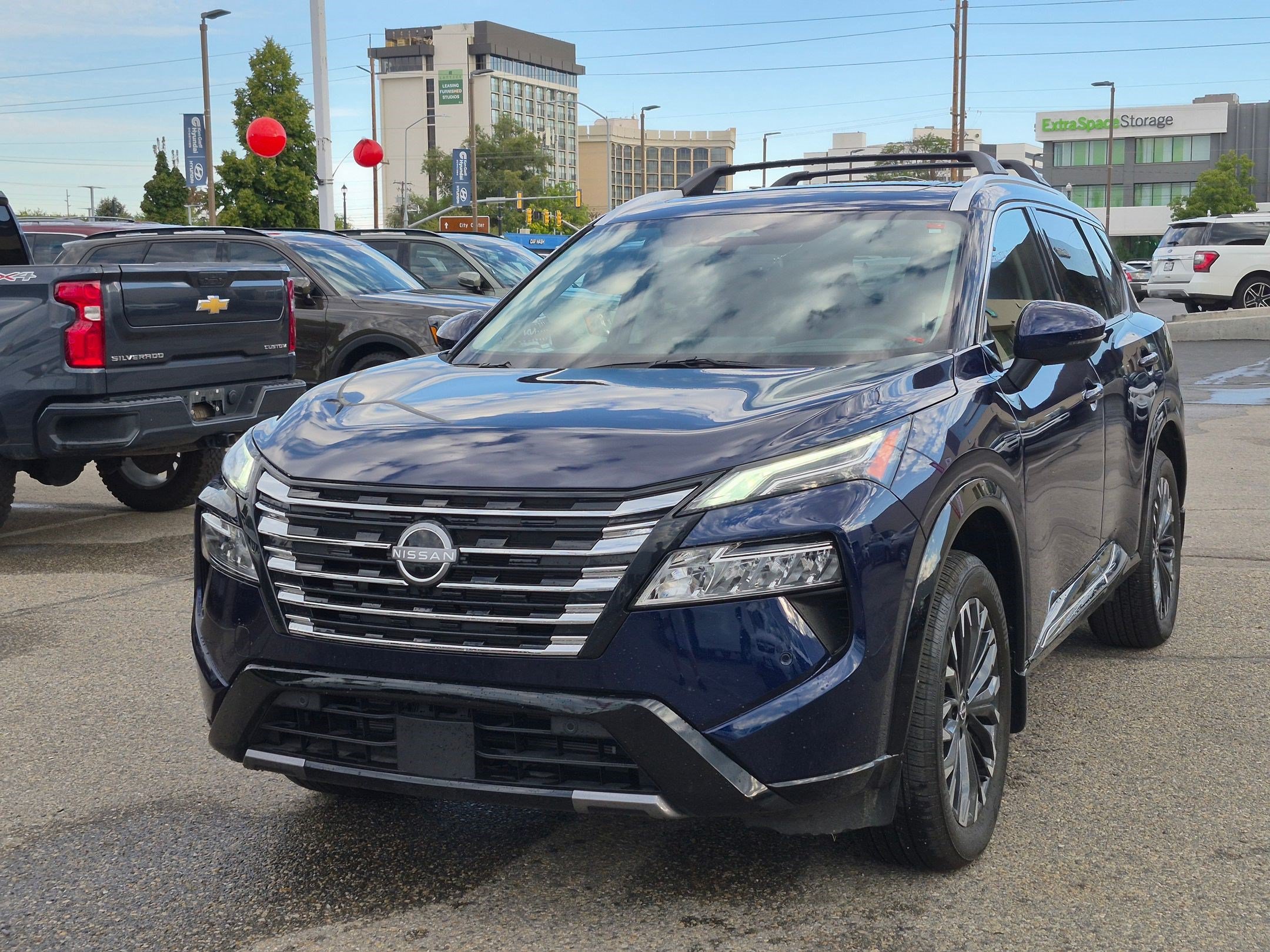 Used 2026 Nissan Rogue Platinum w/ Platinum Premium Package AWD/4WD image 10