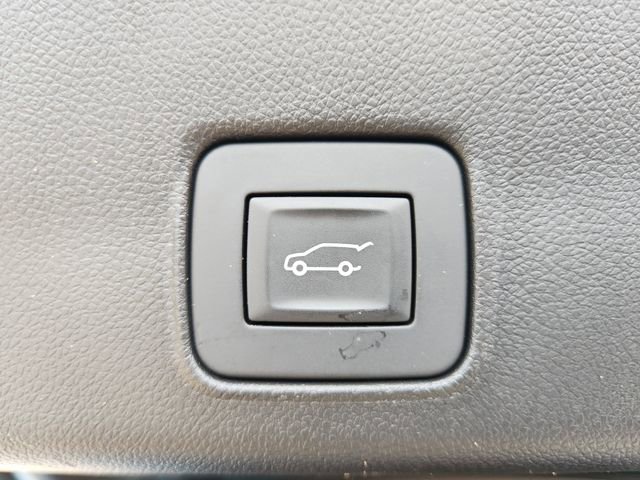 Used 2025 Chevrolet TrailBlazer RS w/ Convenience Package AWD/4WD image 35