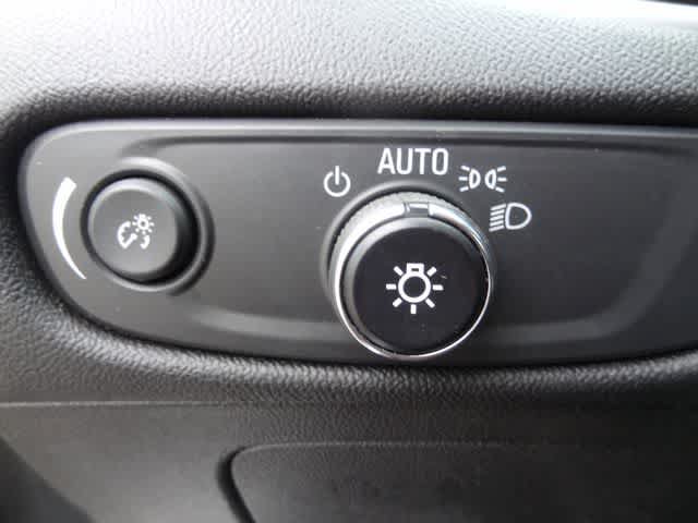 Used 2023 Chevrolet Malibu LT FWD image 16