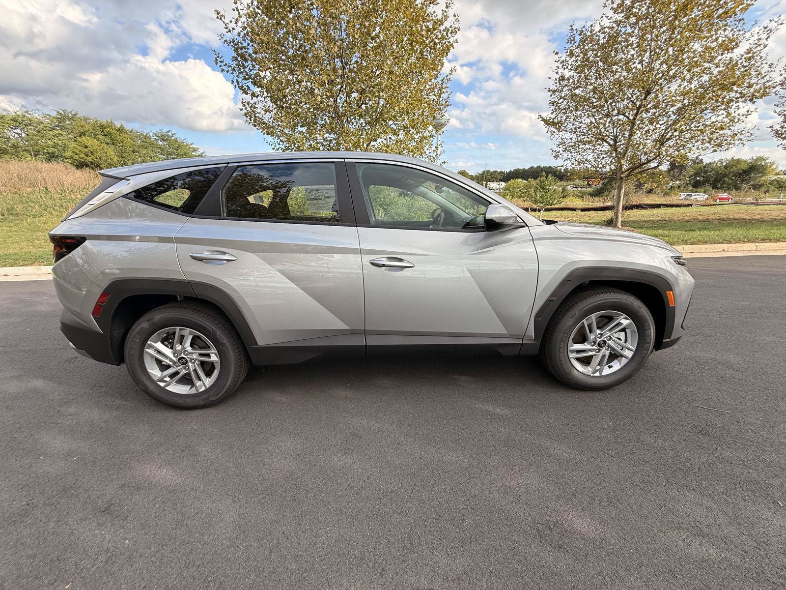 New 2026 Hyundai Tucson SE FWD image 4