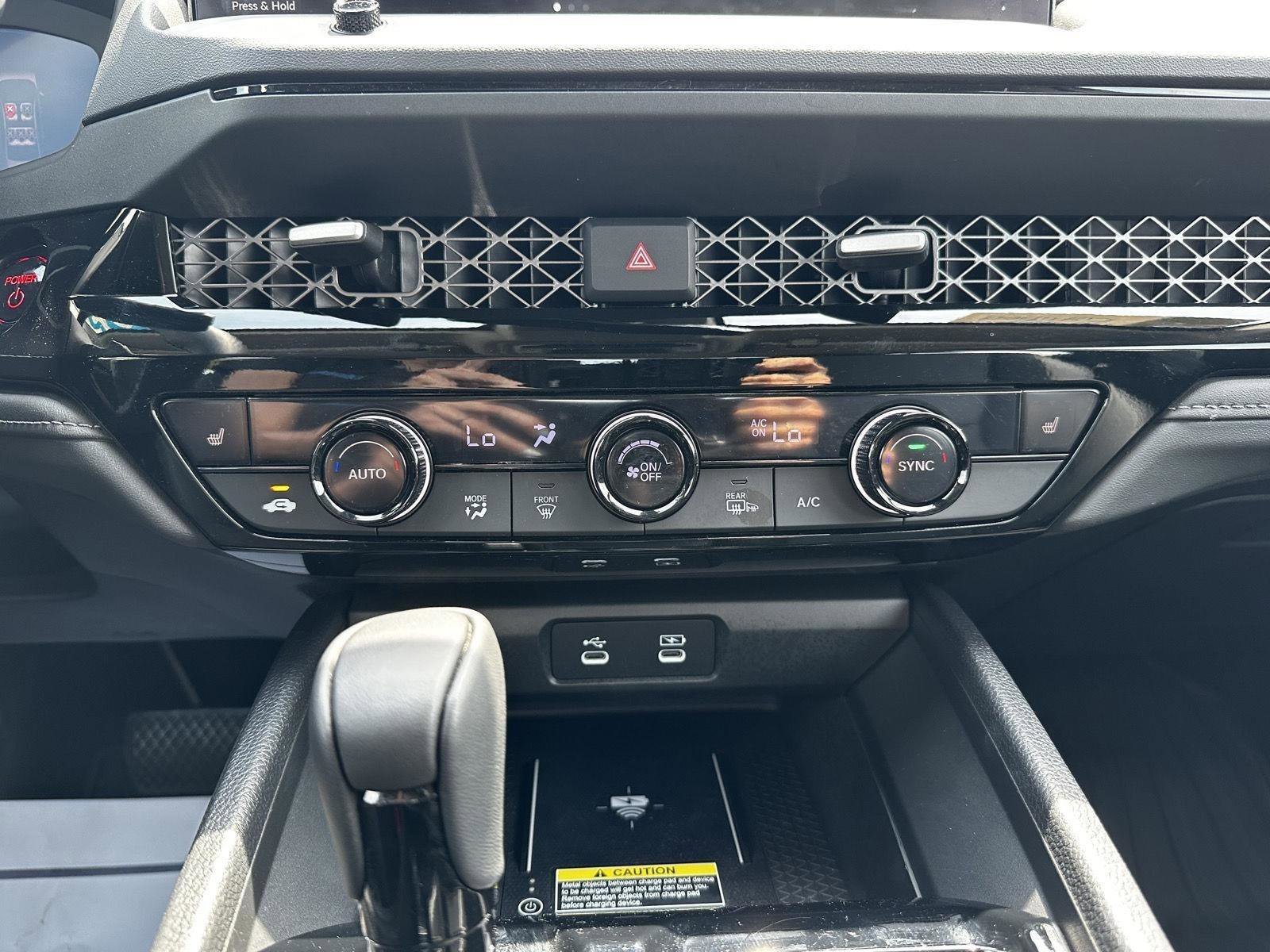 Certified 2025 Honda Accord EX-L image 16