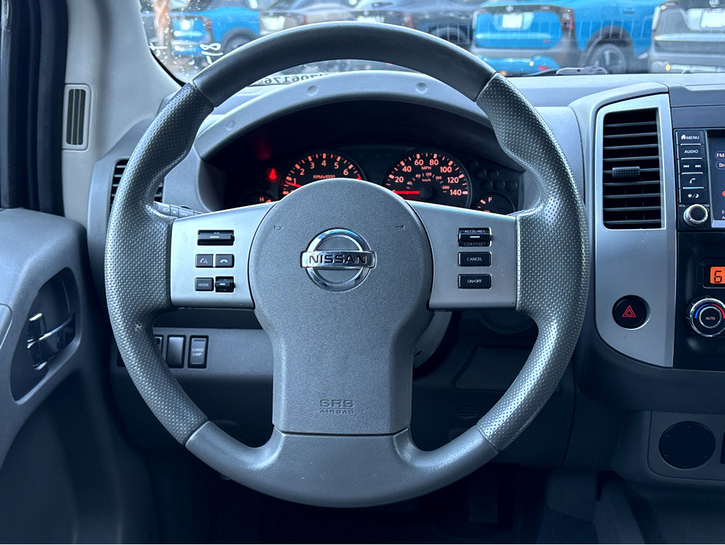 Used 2020 Nissan Frontier SV image 15