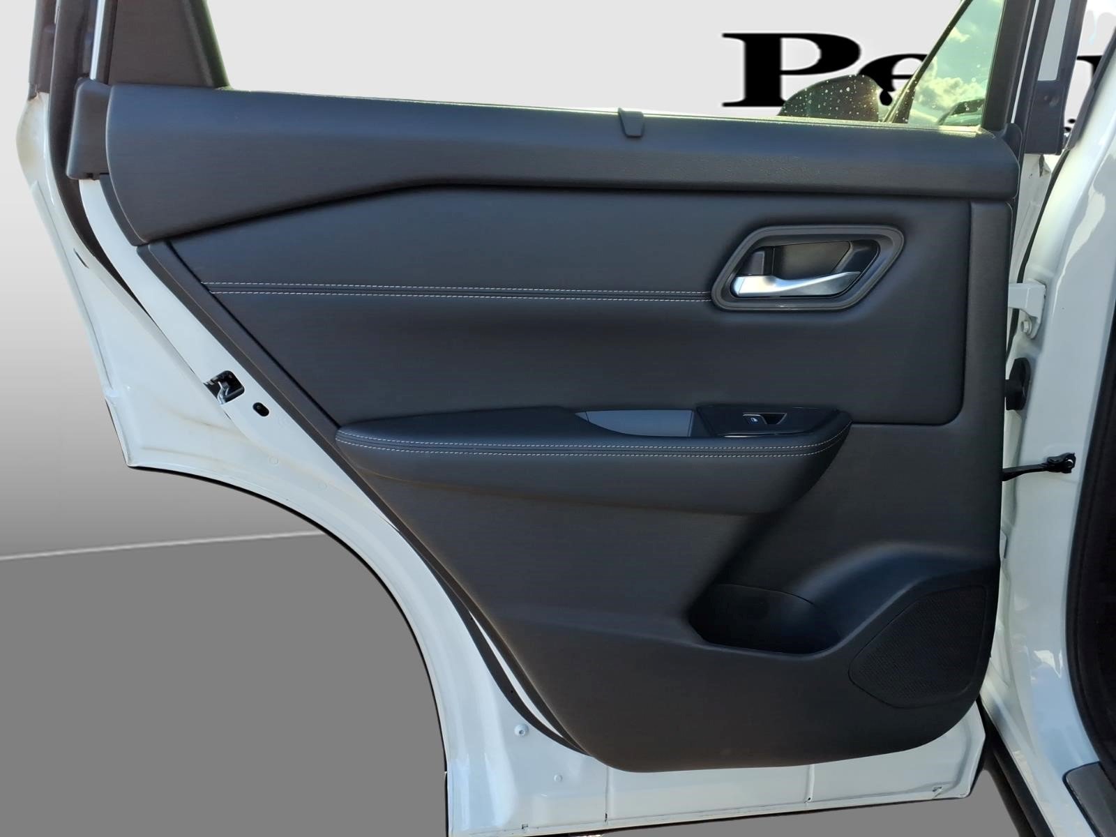 Certified 2025 Nissan Rogue SL w/ Tech Package AWD/4WD image 12