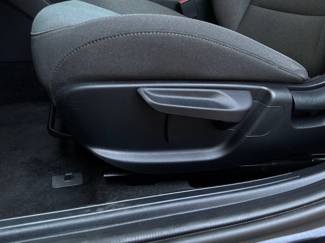 Used 2025 Kia K4 FWD image 11