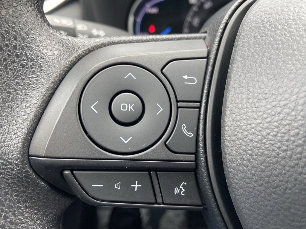 Used 2025 Toyota RAV4 LE image 14