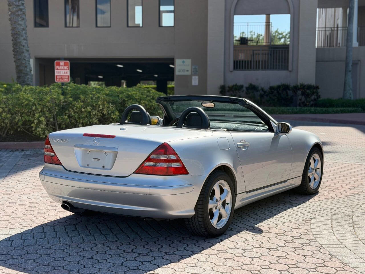 Used 2001 Mercedes-Benz SLK 320 image 32