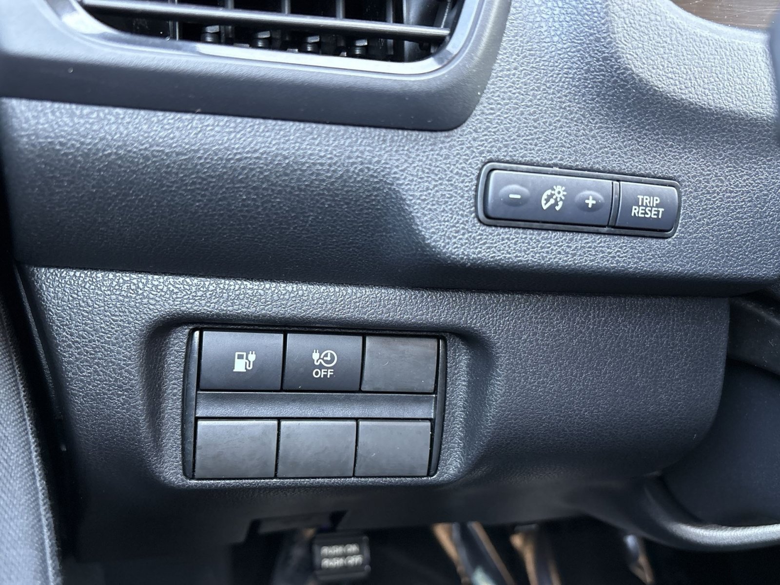 Used 2018 Nissan Leaf SV FWD image 22