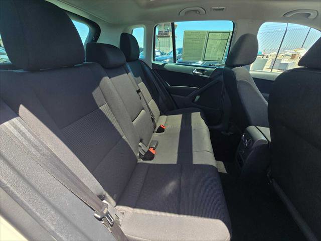 Used 2013 Volkswagen Tiguan S AWD/4WD image 12