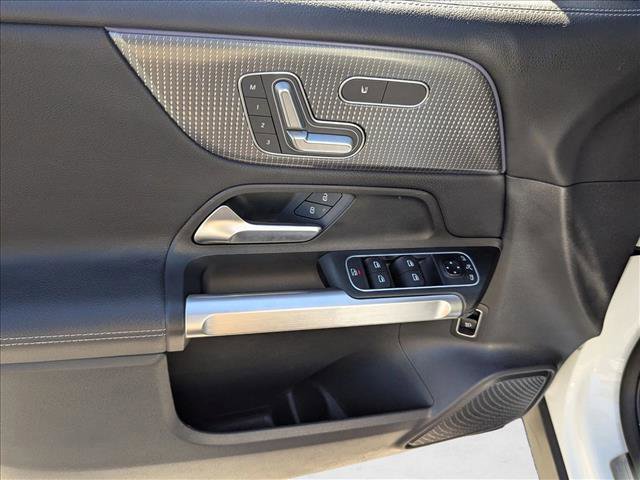 Certified 2023 Mercedes-Benz GLB 250 image 7