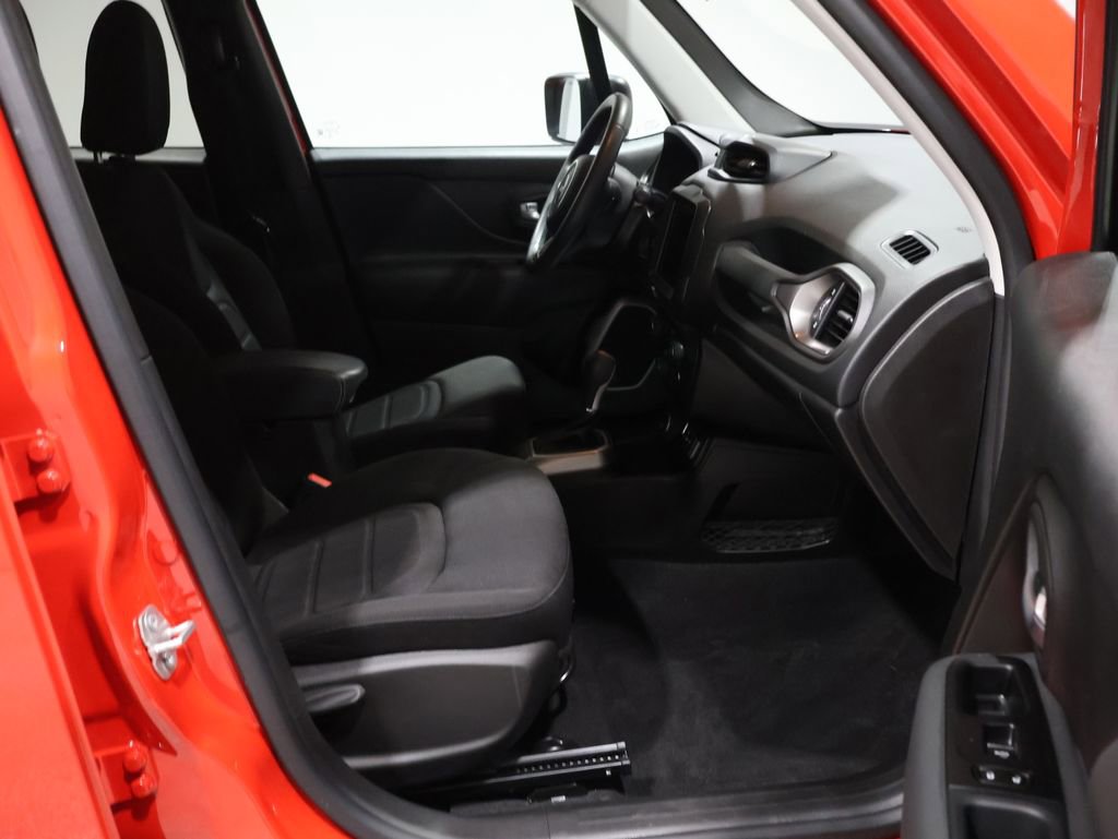 Used 2022 Jeep Renegade Latitude image 22