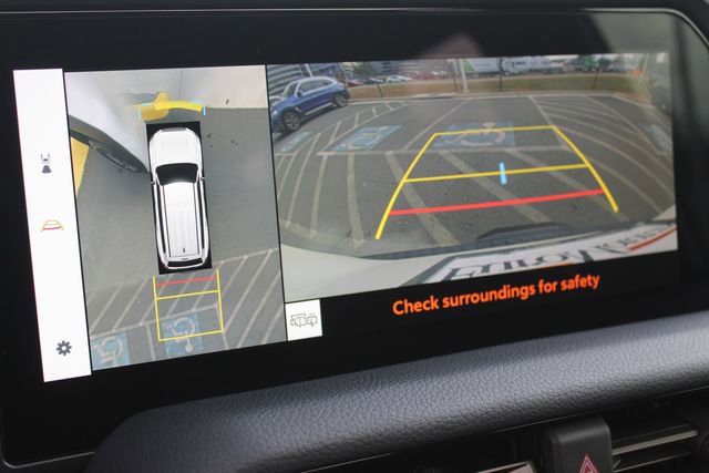 Used 2025 Toyota Land Cruiser w/ Premium Package image 20