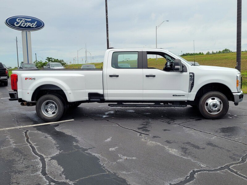 Used 2023 Ford F350 XL image 11