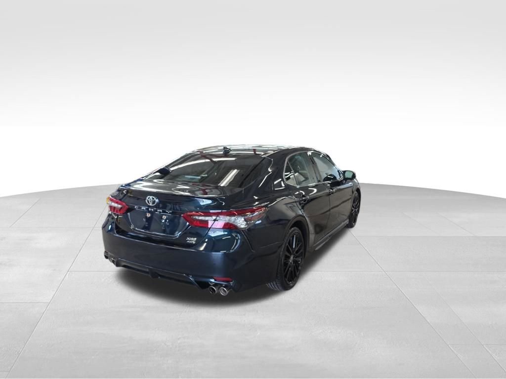 Used 2021 Toyota Camry XSE image 7