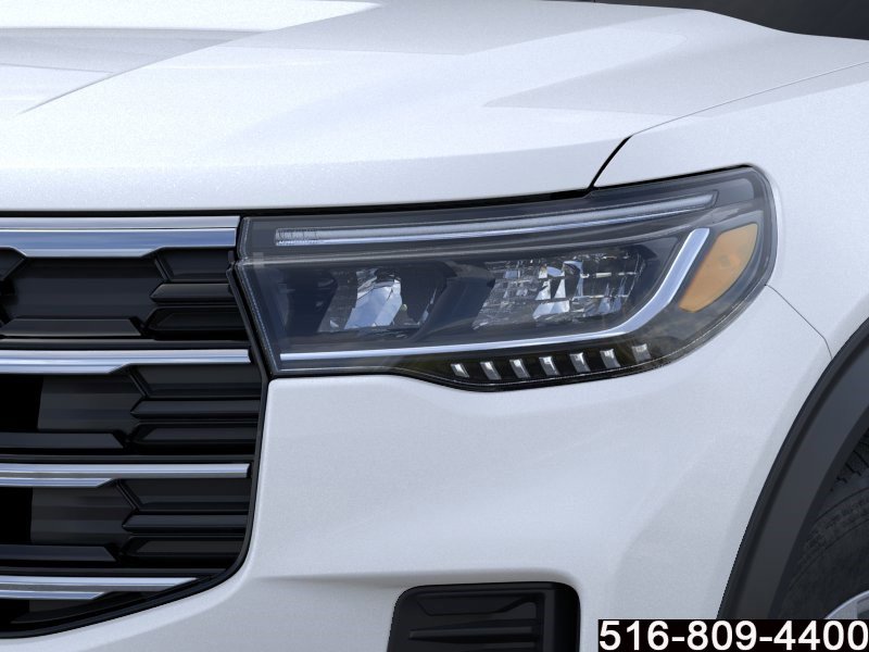Used 2025 Ford Explorer Active AWD/4WD image 19