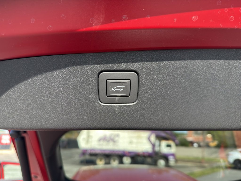New 2026 Buick Envista Sport Touring FWD image 21