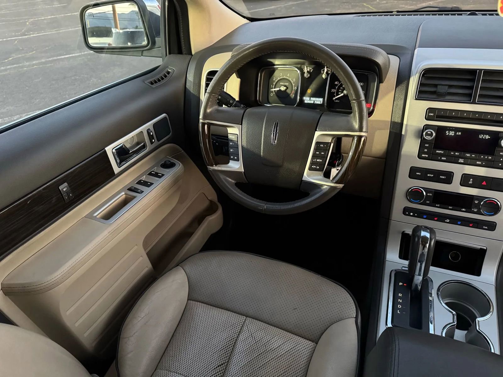 Used 2008 Lincoln MKX 2WD image 23