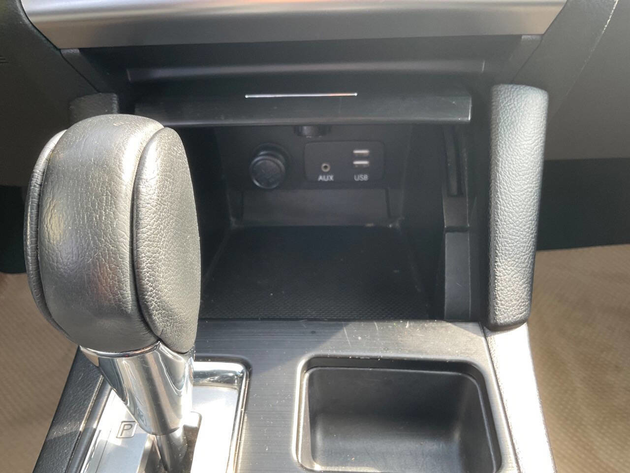 Used 2017 Subaru Outback 2.5i Premium image 15