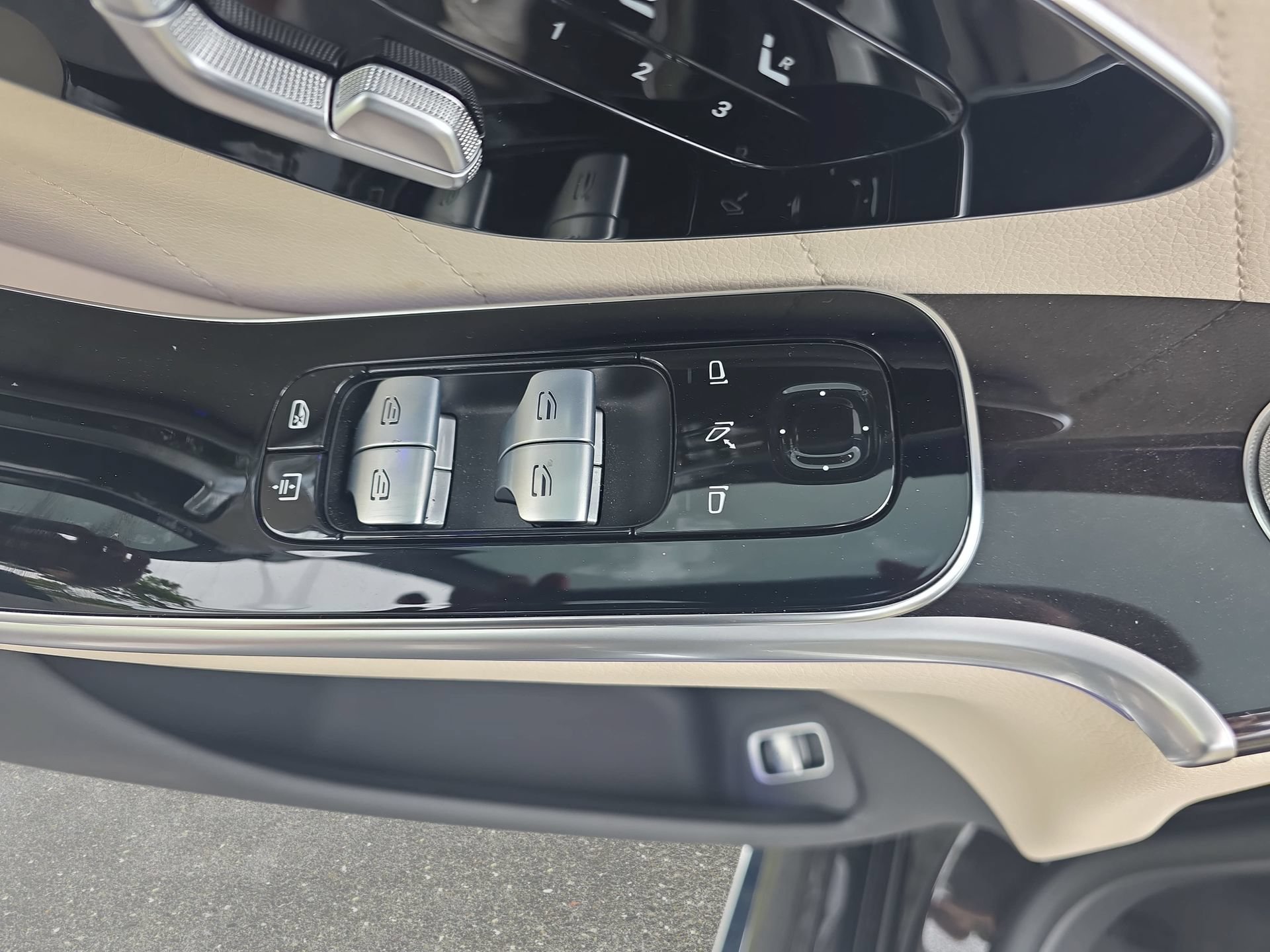 Used 2024 Mercedes-Benz S 580 4MATIC Sedan image 27