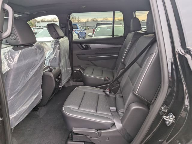 New 2026 Buick Enclave Sport Touring w/ Power Package image 9