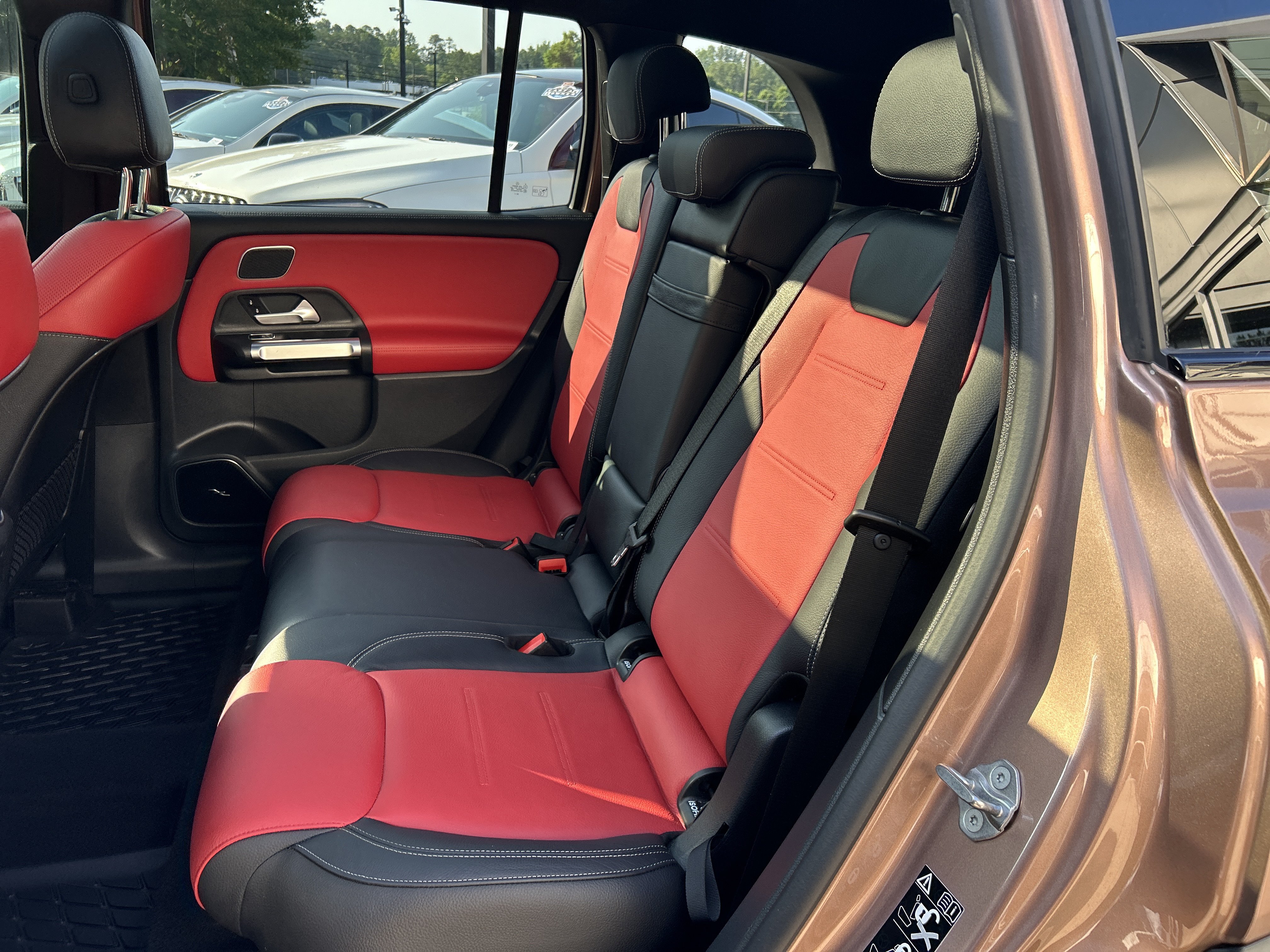 Certified 2023 Mercedes-Benz GLB 250 image 40